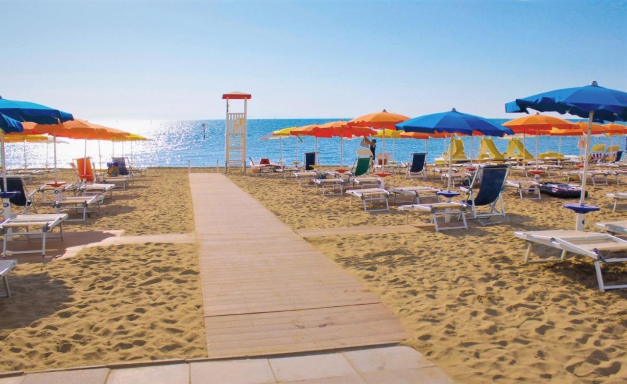 Appartamenti Fungo Lignano Sabbiadoro Exterior foto